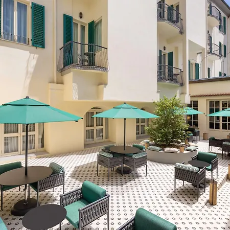 アングロ アメリカン フローレンス キュリオ コレクションbyヒルトン ホテル フィレンツェ