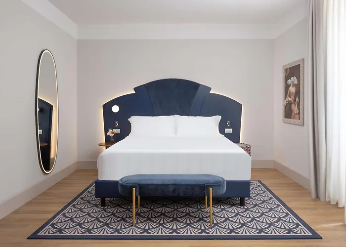 Anglo American Florence, Curio Collection By Hilton 5*