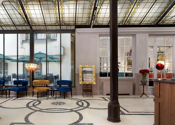 Anglo American Florence, Curio Collection By Hilton Floransa