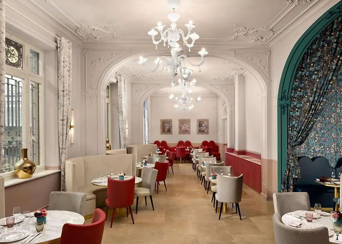 Anglo American Florence, Curio Collection By Hilton 5* Floransa