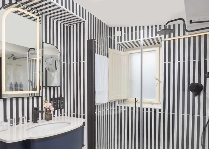 Anglo American Florence, Curio Collection By Hilton 5*