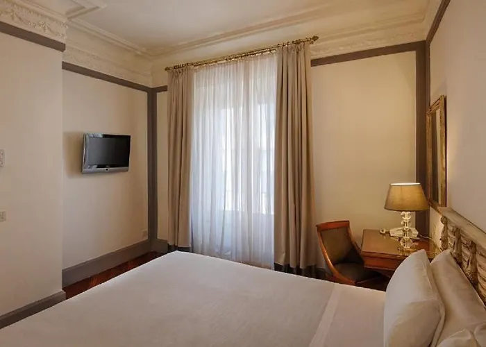 Anglo American Florence, Curio Collection By Hilton Otel