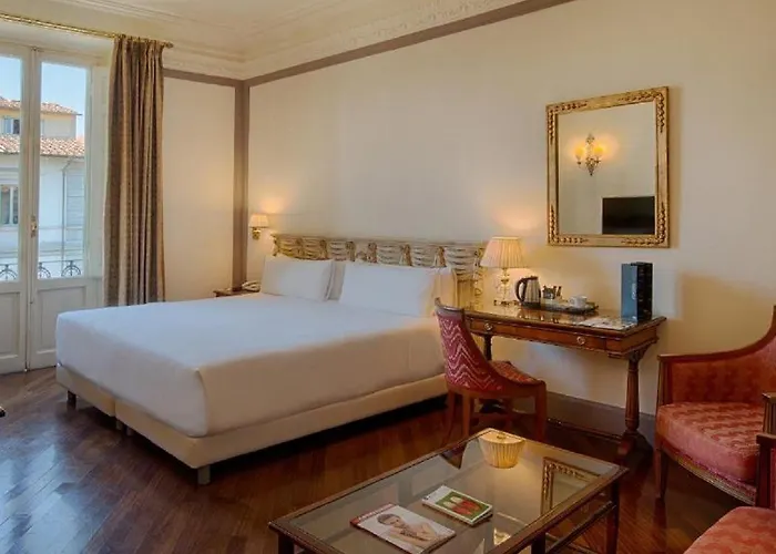 Anglo American Florence, Curio Collection By Hilton Otel