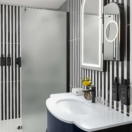 Hotel Nh Anglo American 5*